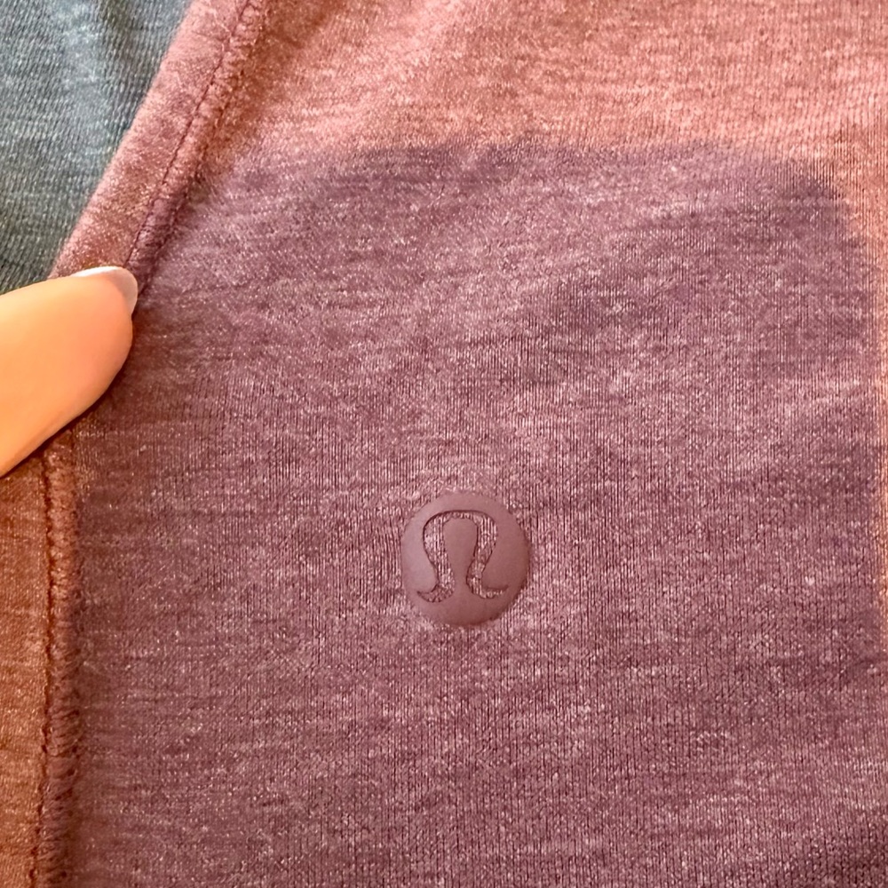 Lululemon Men’s 5 Year Basic Tees (Maroon, Navy, Olive, Heathered Iron Blue) - Picture 2 of 8